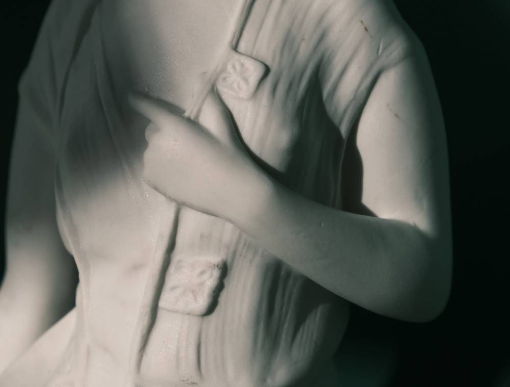 Femme Berbère détail main