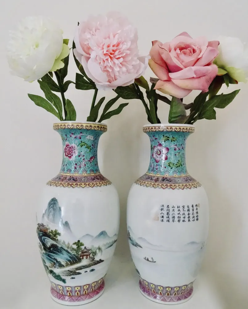 double vase